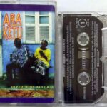 Ara Ketu - Dividindo Alegria encarte